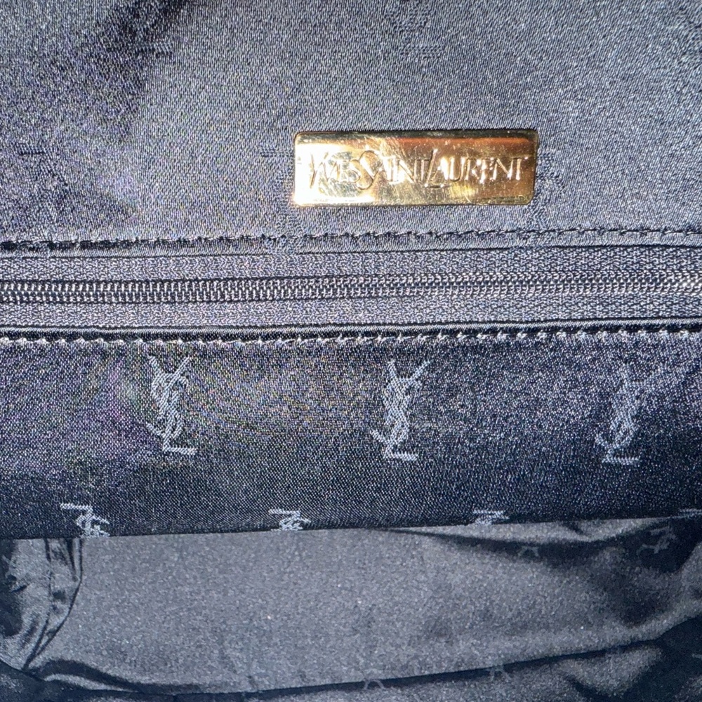 Vintage YSL Tote Bag, with Gold Hardware and Heart Clasp! EUC! Comes with insert - Picture 8 of 11